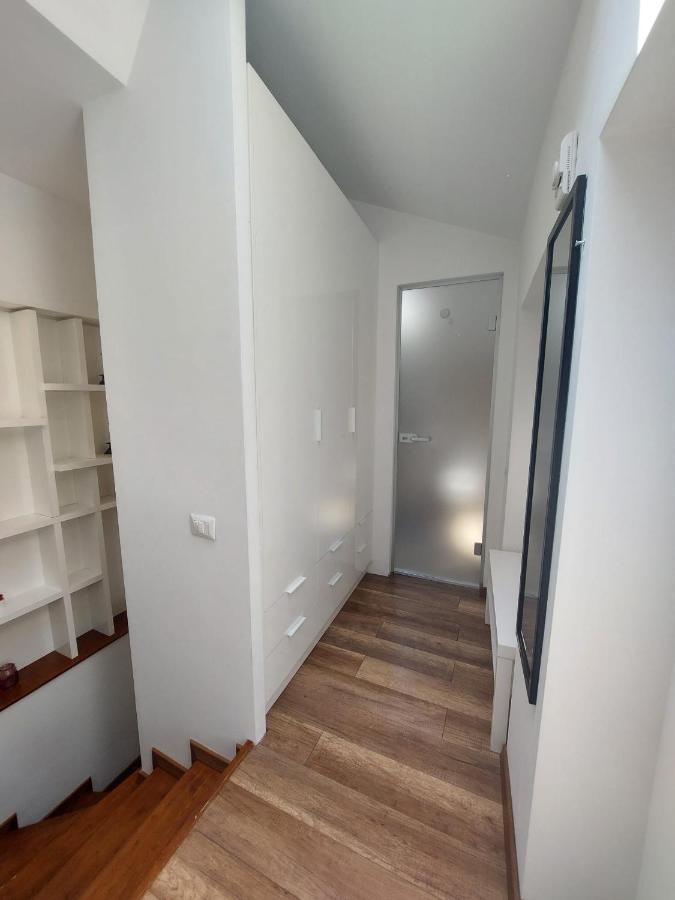 Sweet Dreams Suites Lovely Duplex Universitate Bucarest Esterno foto