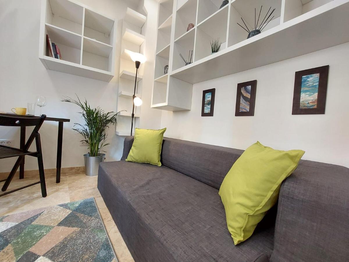 Sweet Dreams Suites Lovely Duplex Universitate Bucarest Esterno foto